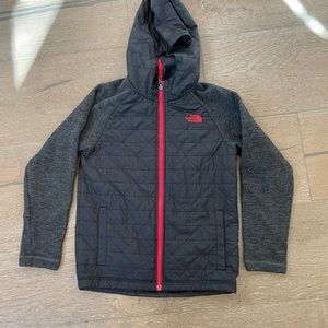 Boys M North Face jacket